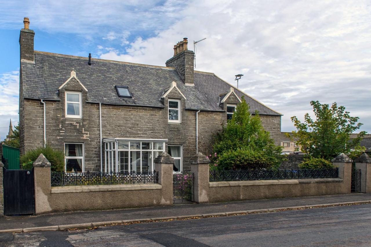 Charming Townhouse On North Coast 500 Route, Wick Villa Wick  Exterior photo